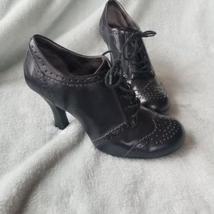 Black Bongo Lace Up Heels 6.5